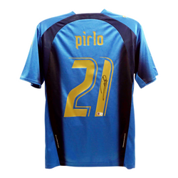 Andrea Pirlo Signed Italy FC Home Soccer Jersey #21 with Beckett Witness