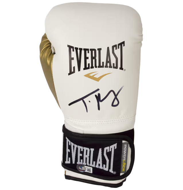 Tyson Fury Signed Everlast Boxing Glove with Beckett COA