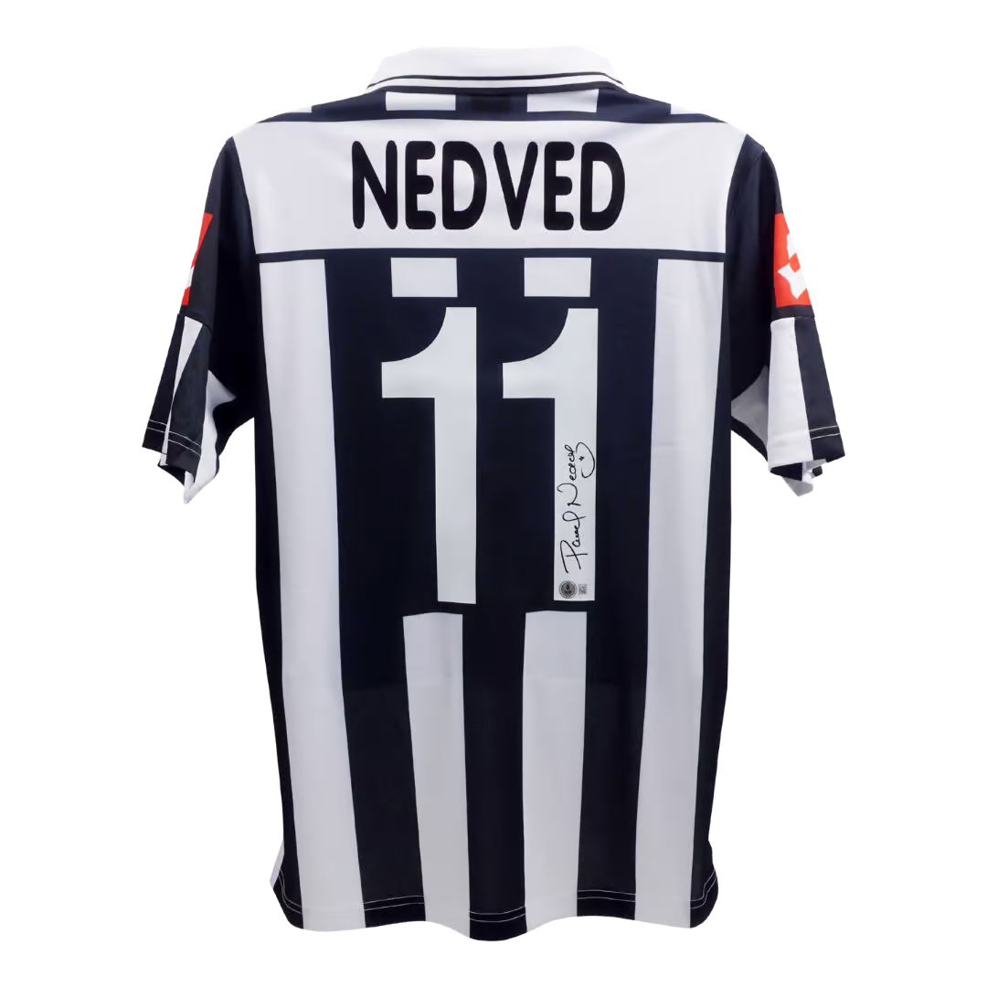 Pavel Nedved Signed Juventus FC Soccer Jersey #11 with Beckett Witness Pavel Nedved Signed Juventus FC Soccer Jersey #11 with Beckett Witness