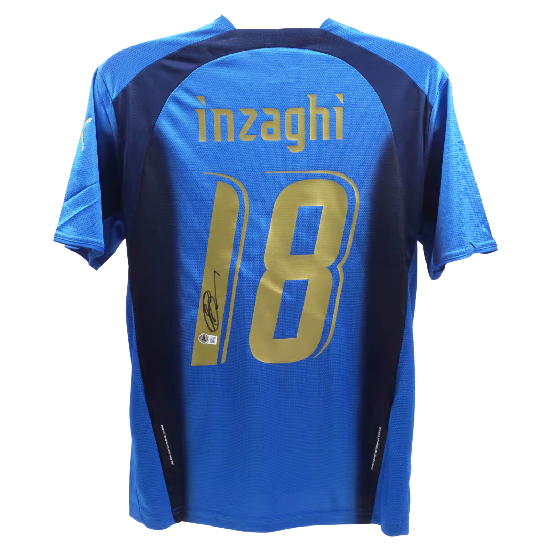 Filippo Inzaghi Signed Italy FC Home Soccer Jersey #18 with Beckett Witness