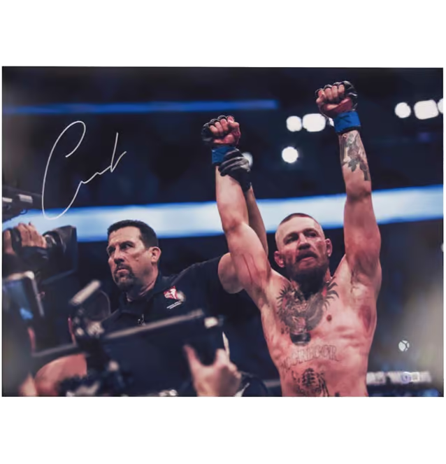 Conor McGregor Signed UFC Fighting Print Size 16″ x 20″ with Beckett COA