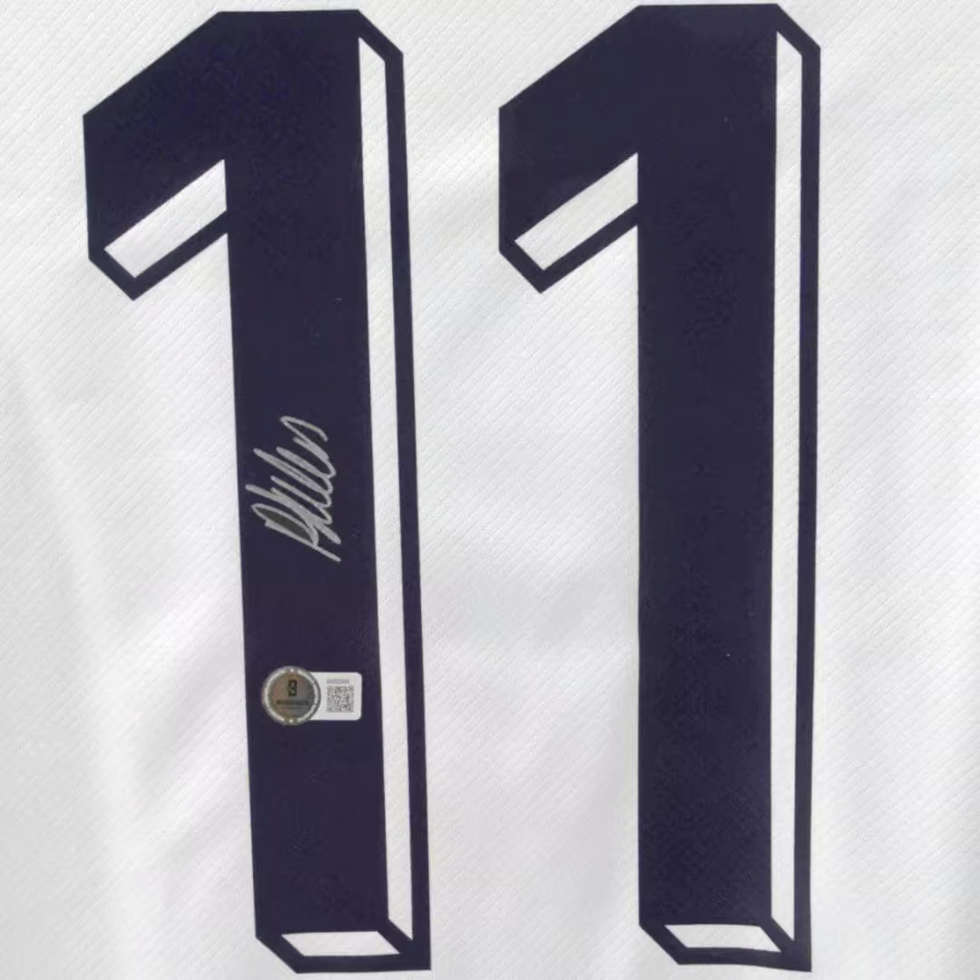 Phil Foden Signed England FC Home Soccer Jersey #11 with Beckett COA