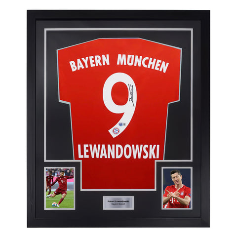 Framed Robert Lewandowski Signed Bayern Munich Home Soccer Jersey #9 with Beckett COA
