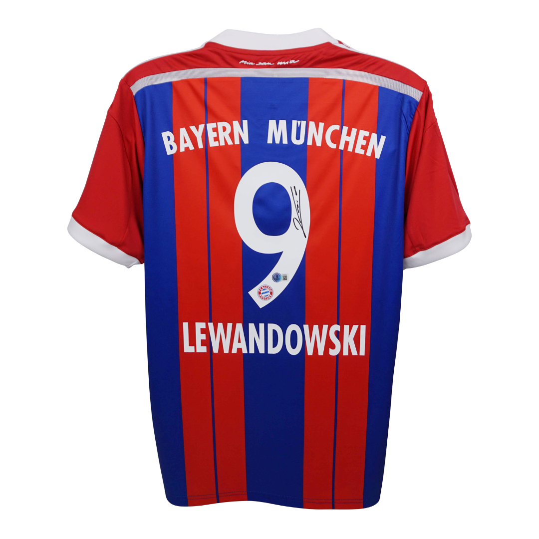 Robert Lewandowski Signed Bayern Munich Soccer Jersey #9 with Beckett COA