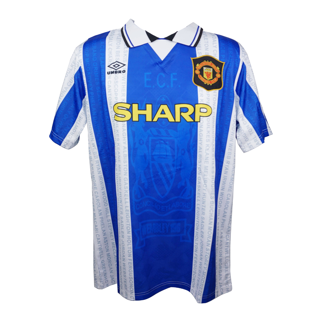 Ryan Giggs Signed Manchester United Away Soccer Jersey #11 with Beckett Witness