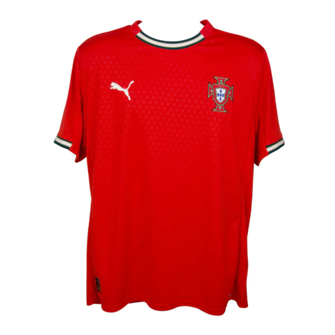 Bruno Fernandes Signed Portugal FC Soccer Jersey #8 with Beckett Witness