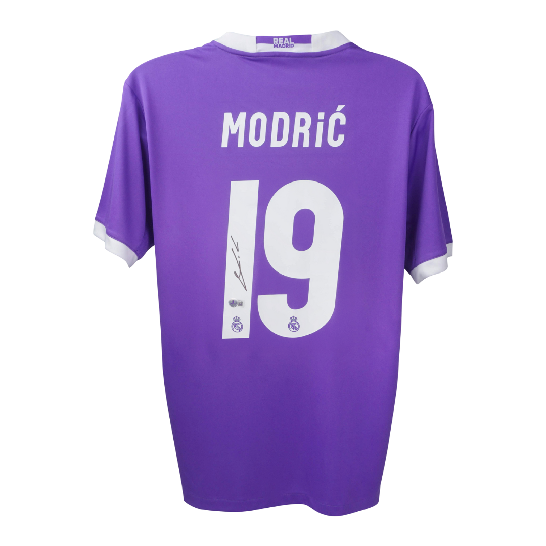 Luka Modric Signed Real Madrid FC UCL Final Soccer Jersey #19 with Beckett COA