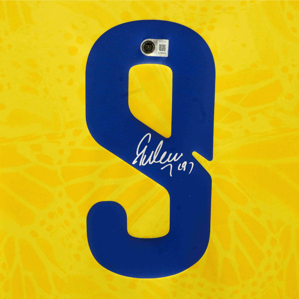 Framed Radamel Falcao Signed Colombia Soccer Jersey #9 with Beckett COA