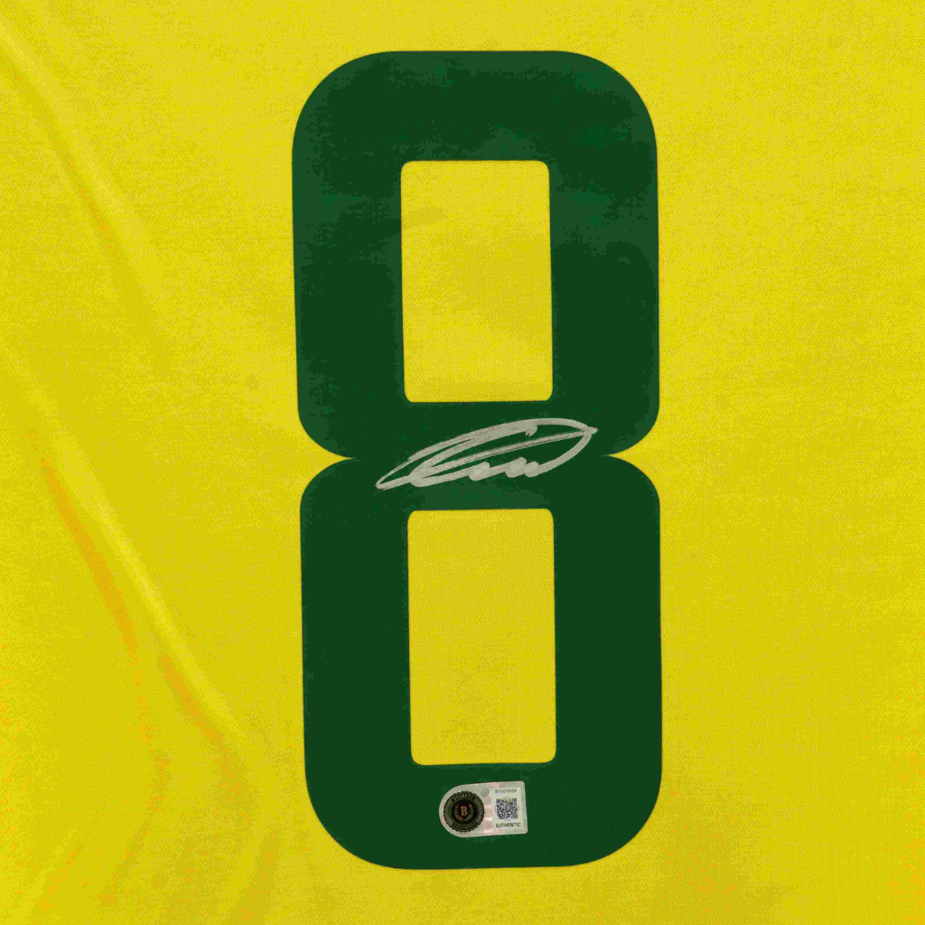 Framed Gilberto Silva Signed Brazil FC Away Soccer Jersey #8 with Beckett COA
