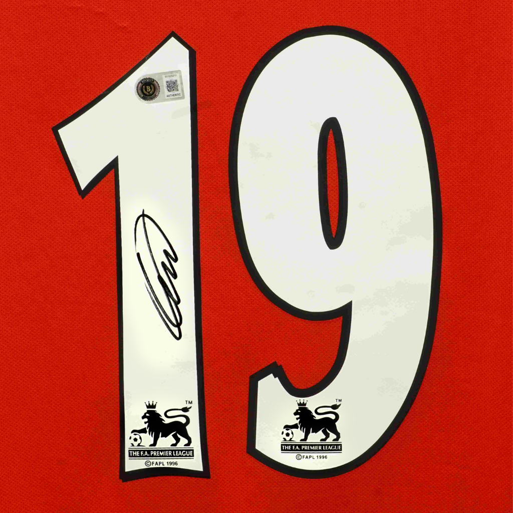 Framed Gilberto Silva Signed Arsenal Soccer Jersey #19 with Beckett COA