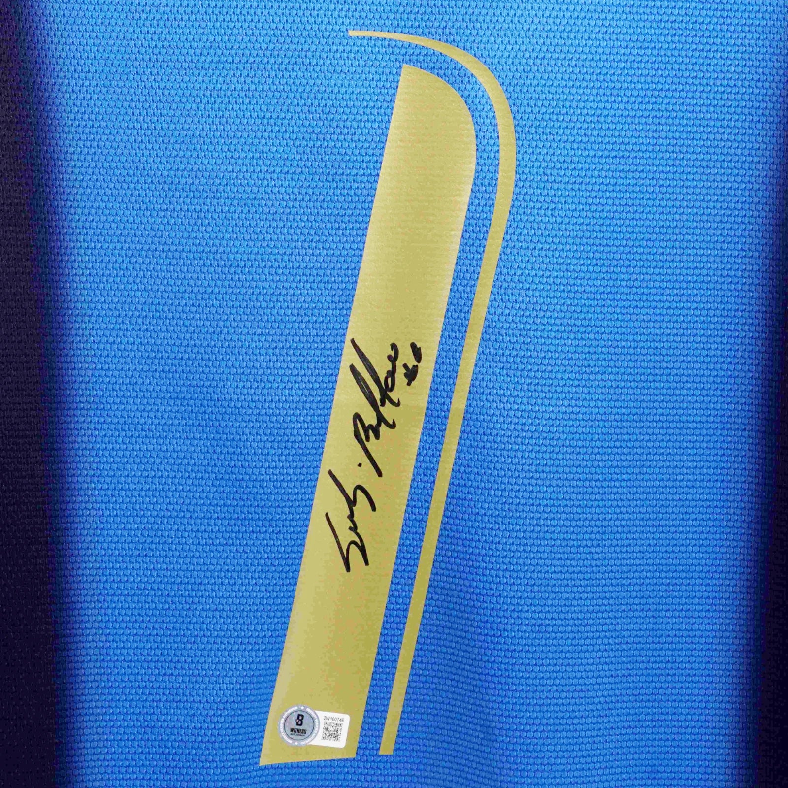 Framed Gianluigi Buffon Signed Italy Home Soccer Jersey #1 with Beckett COA