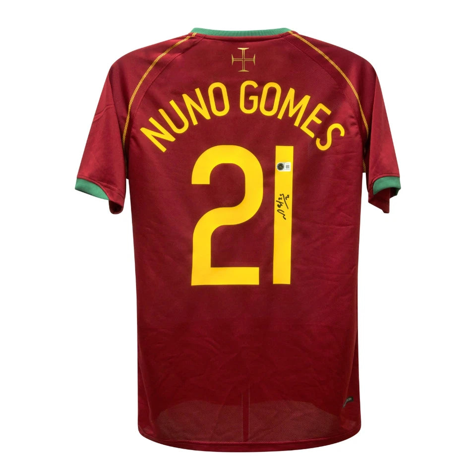 Nuno Gomes Signed Portugal FC Home Soccer Jersey #21 Framed with Beckett COA