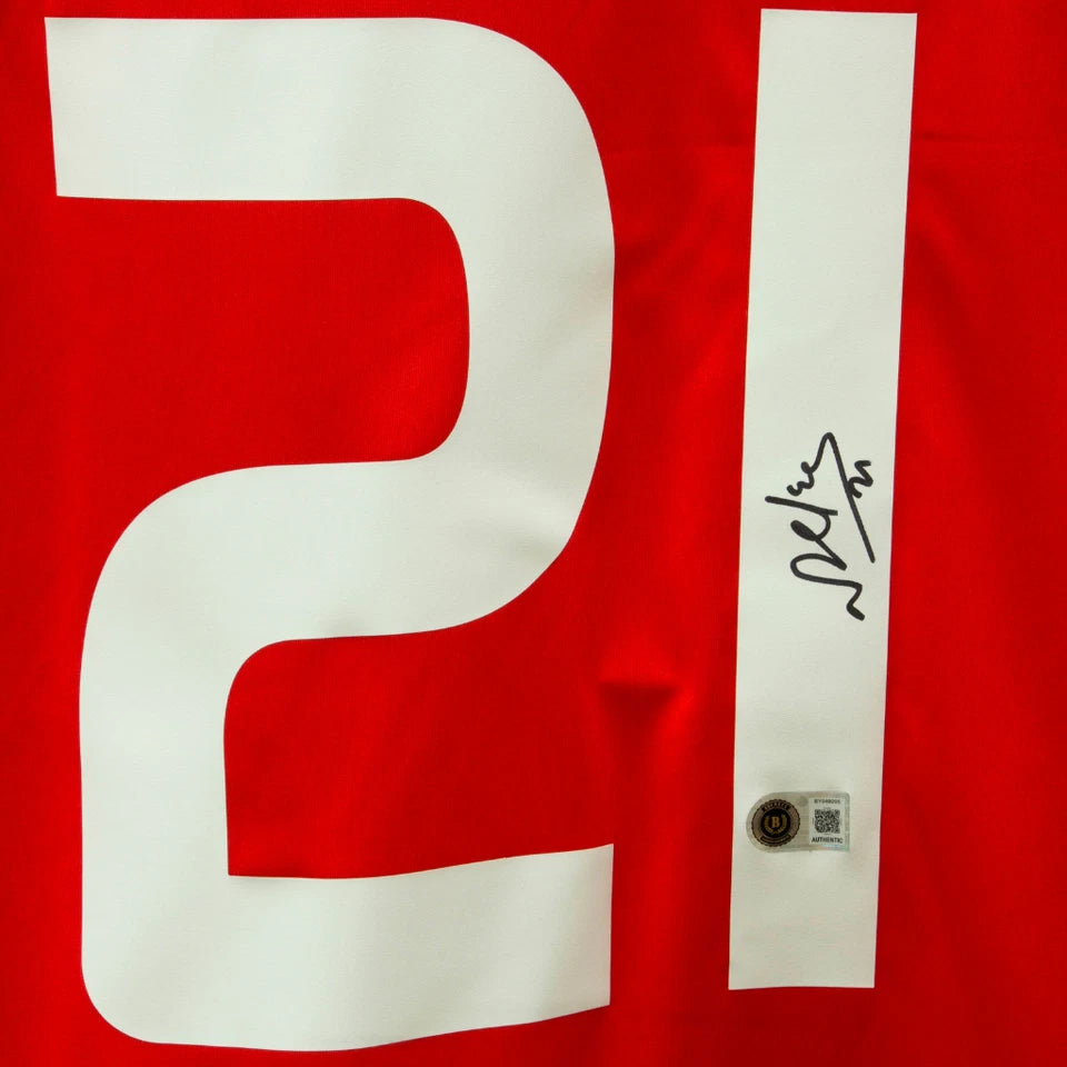 Nuno Gomes Signed Benfica FC Soccer Jersey #21 Framed with Beckett COA